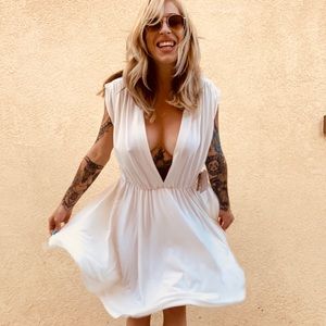 White Marilyn style dress